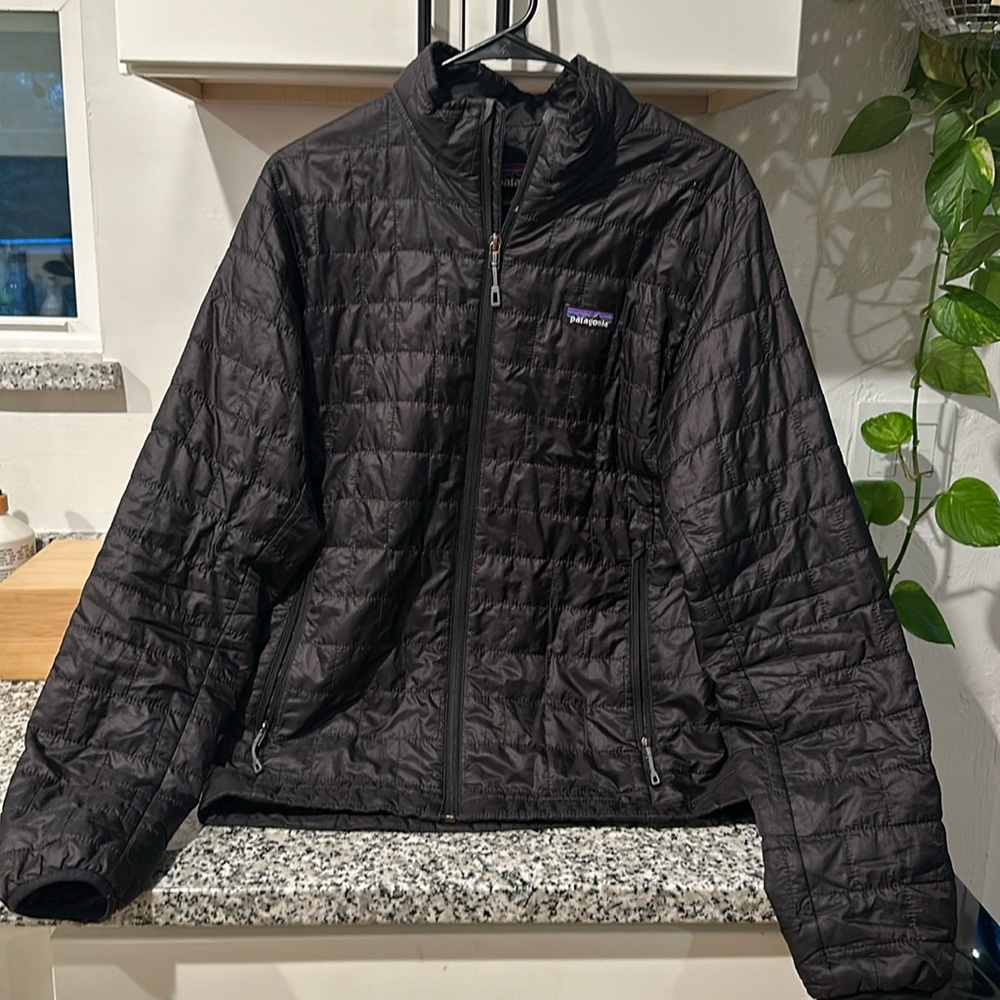 PATAGONIA: Men’s Nano Puff Jacket
